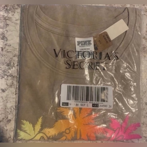 VS PINK PALM SHINE LOGO TSHIRT LARGE NWT - Picture 4 of 5